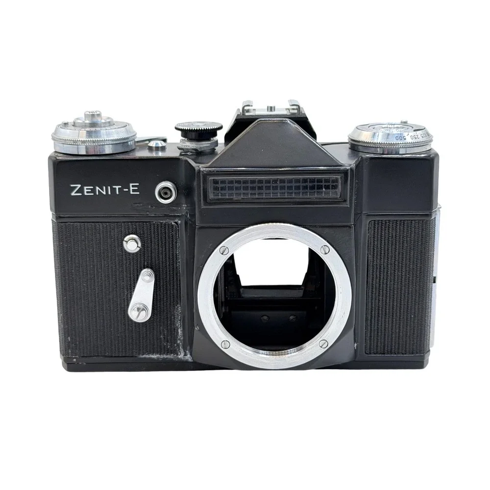 Zenit-E 35mm Film SLR Camera Body Black Soviet USSR M42 Mount Vintage 73017900